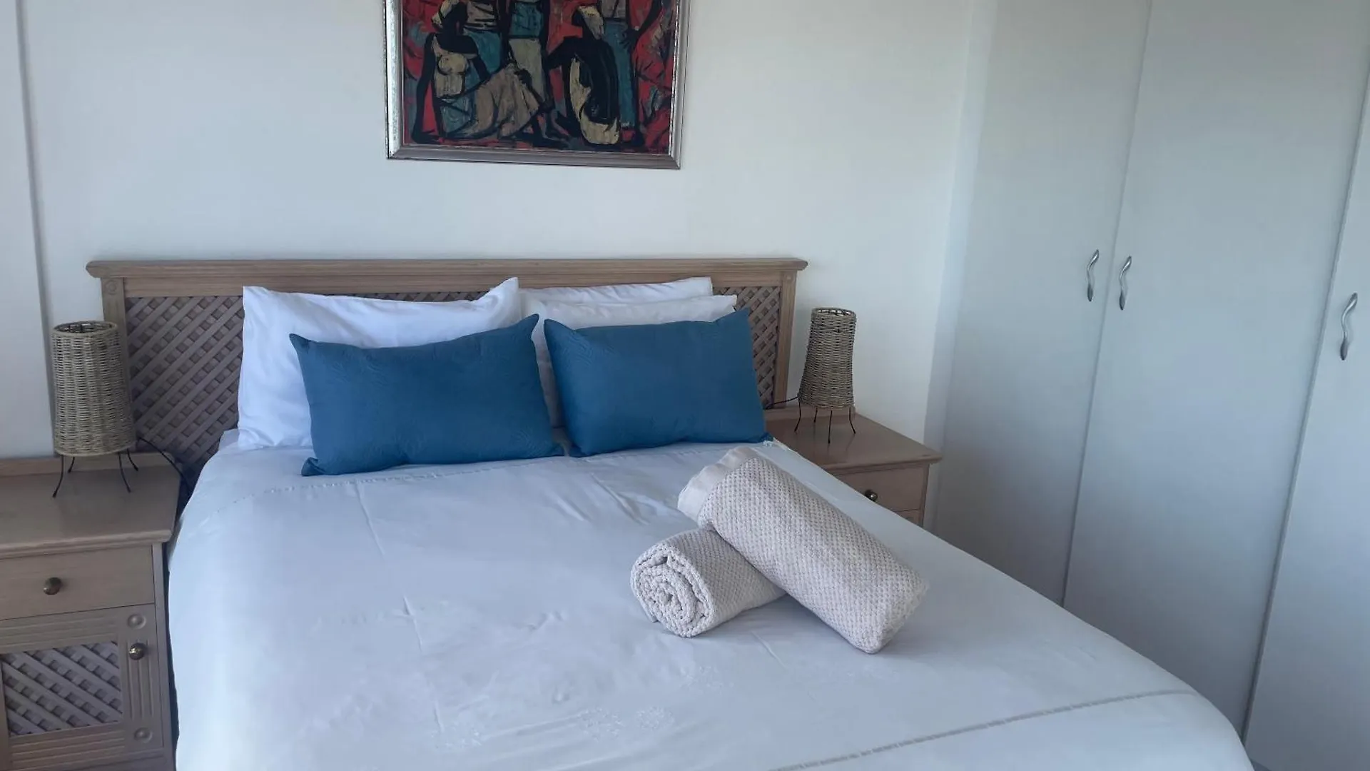 Ocean View B1001 Apartment Bloubergstrand