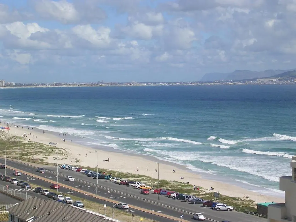 Ocean View B1001 Apartment Bloubergstrand 0*,  South Africa