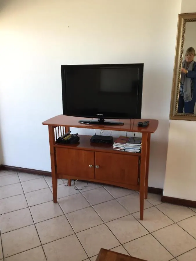 Ocean View B1001 Apartment Bloubergstrand